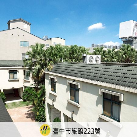 楓采汽車旅館 Fengyuan Exterior foto
